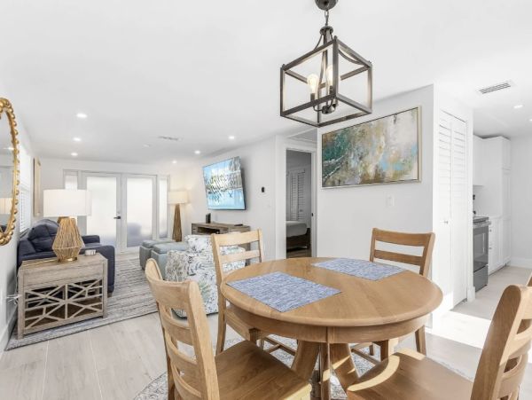 Beachside Vacation Retreat - Great Amenities